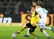 星空体育-加时末段多特蒙德调整名单以备NBA总决赛，外线爆发环节打磨，态度坚定，临场指挥获称赞(多特蒙德转会出去的球员)